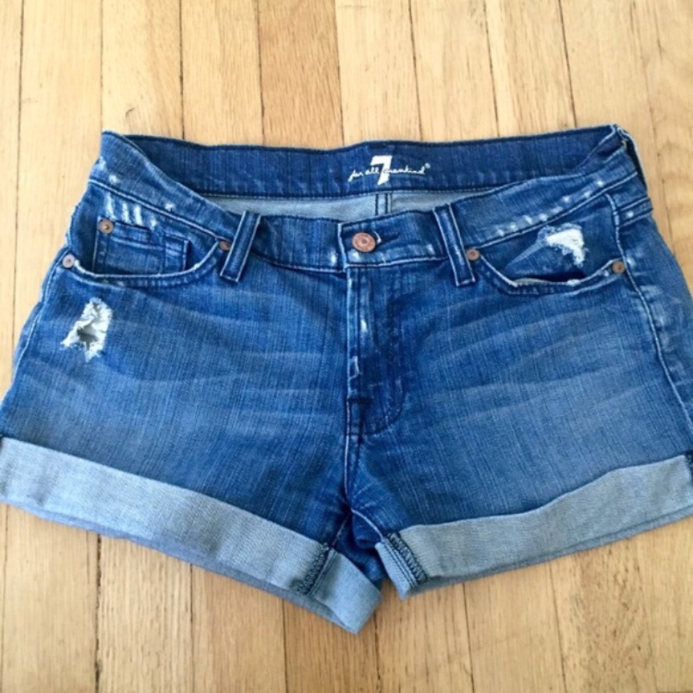 7 for all mankind distressed denim shorts size 27